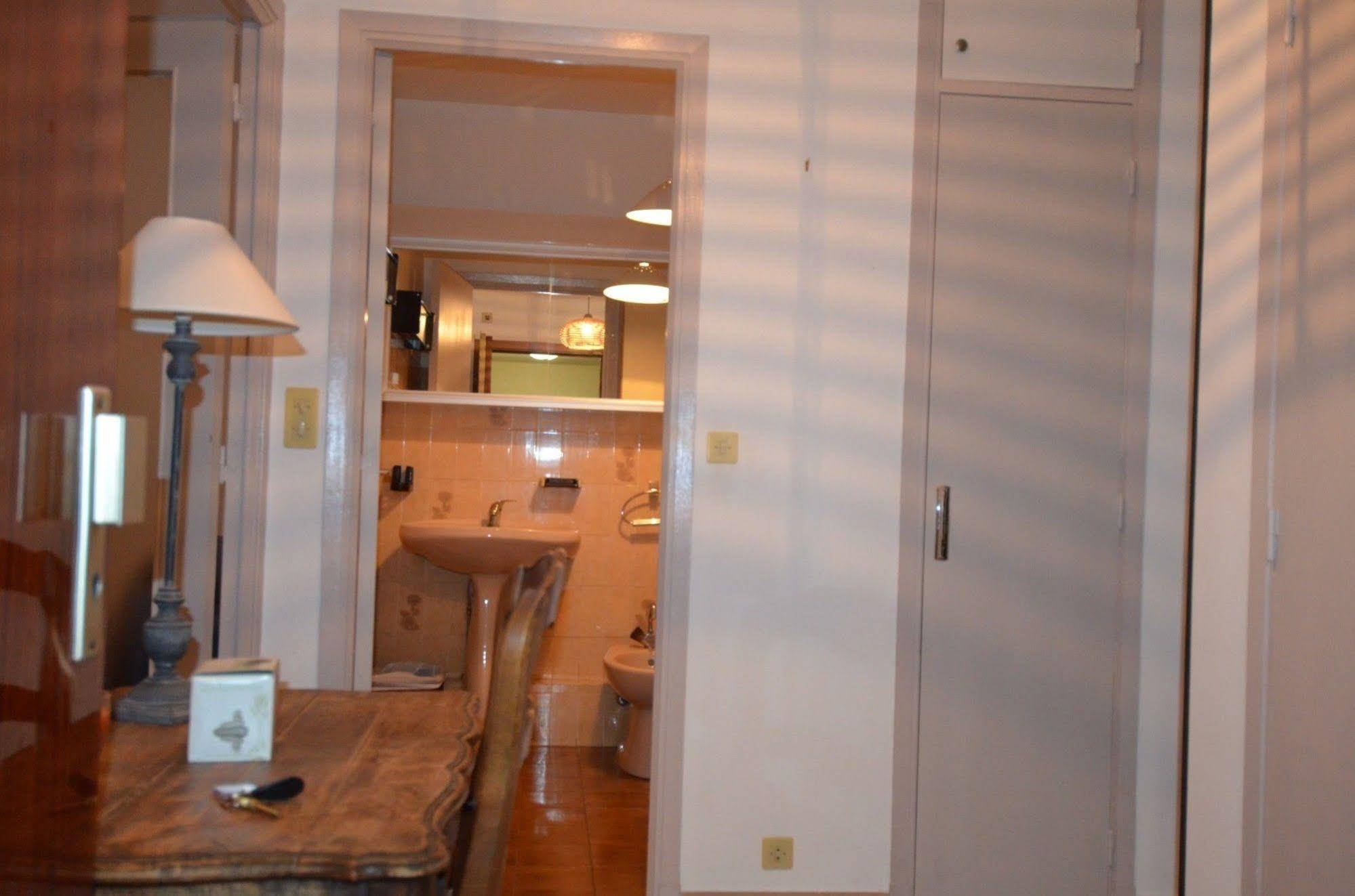 Appartement 6 Personnes Avec Terrasse Le Port Nisa Exterior foto