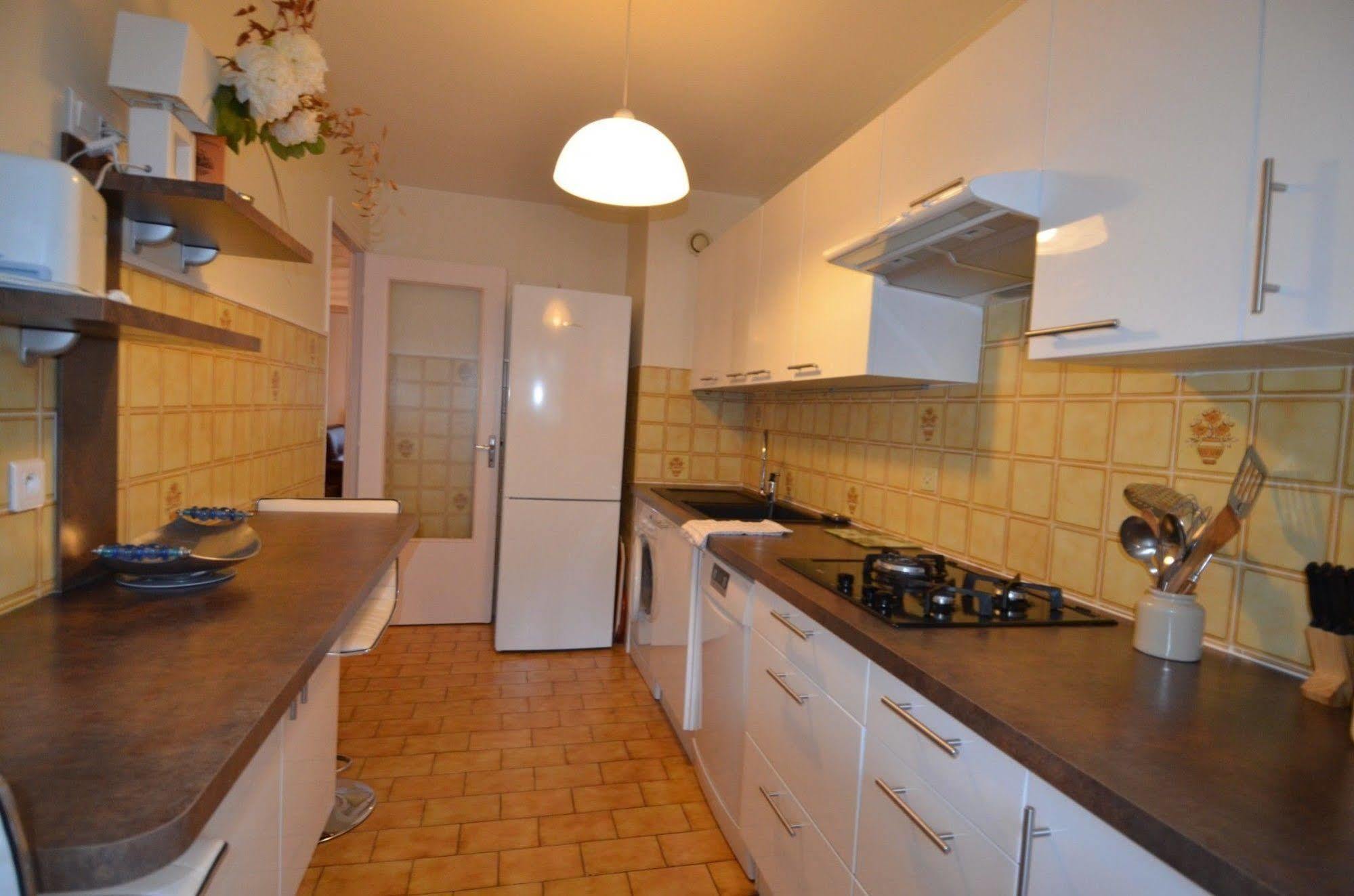Appartement 6 Personnes Avec Terrasse Le Port Nisa Exterior foto